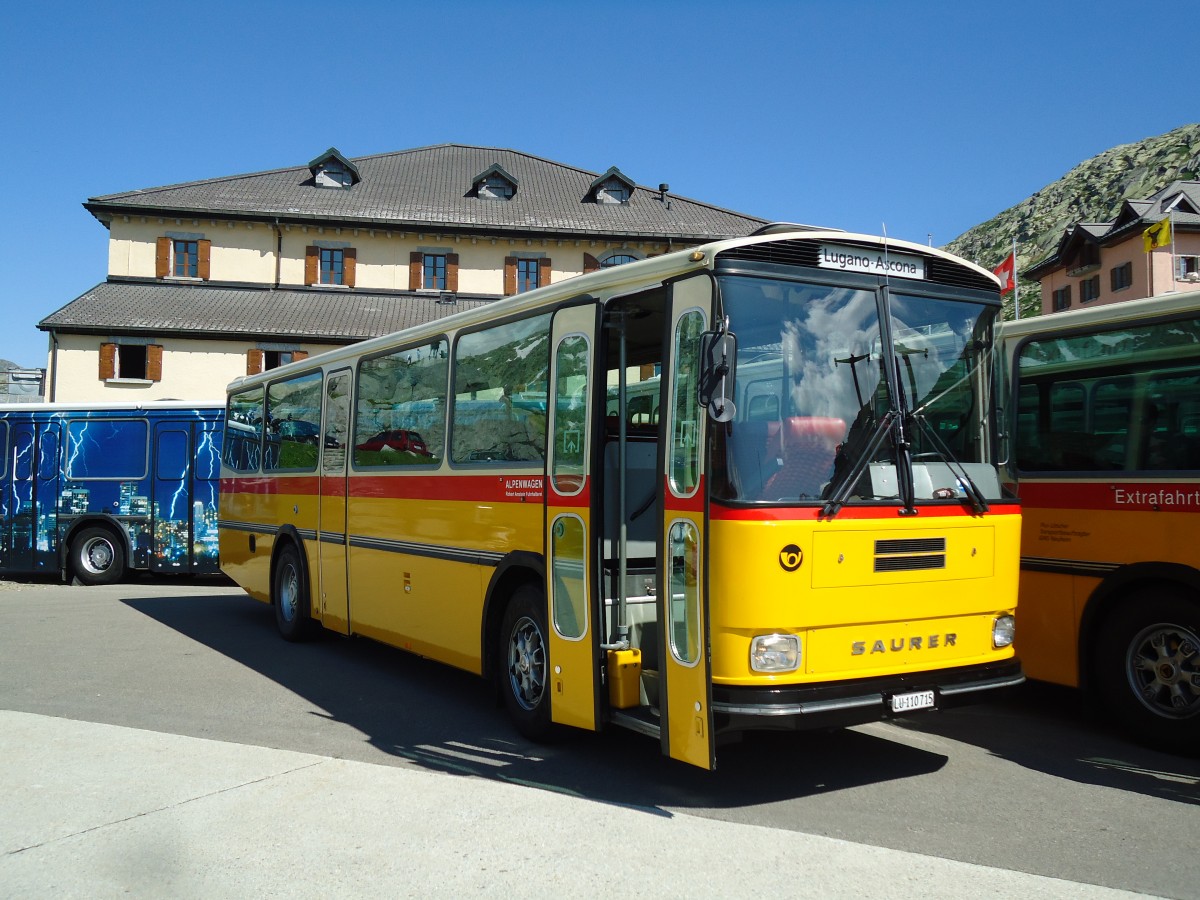 (145'837) - Amstein, Willisau - LU 110'715 - Saurer/Tscher (ex Allemann, Niederbipp; ex Semadeni, Poschiavo; ex Kasper, Poschiavo; ex PostAuto Graubnden; ex P 24'285) am 20. Juli 2013 in Gotthard, Passhhe