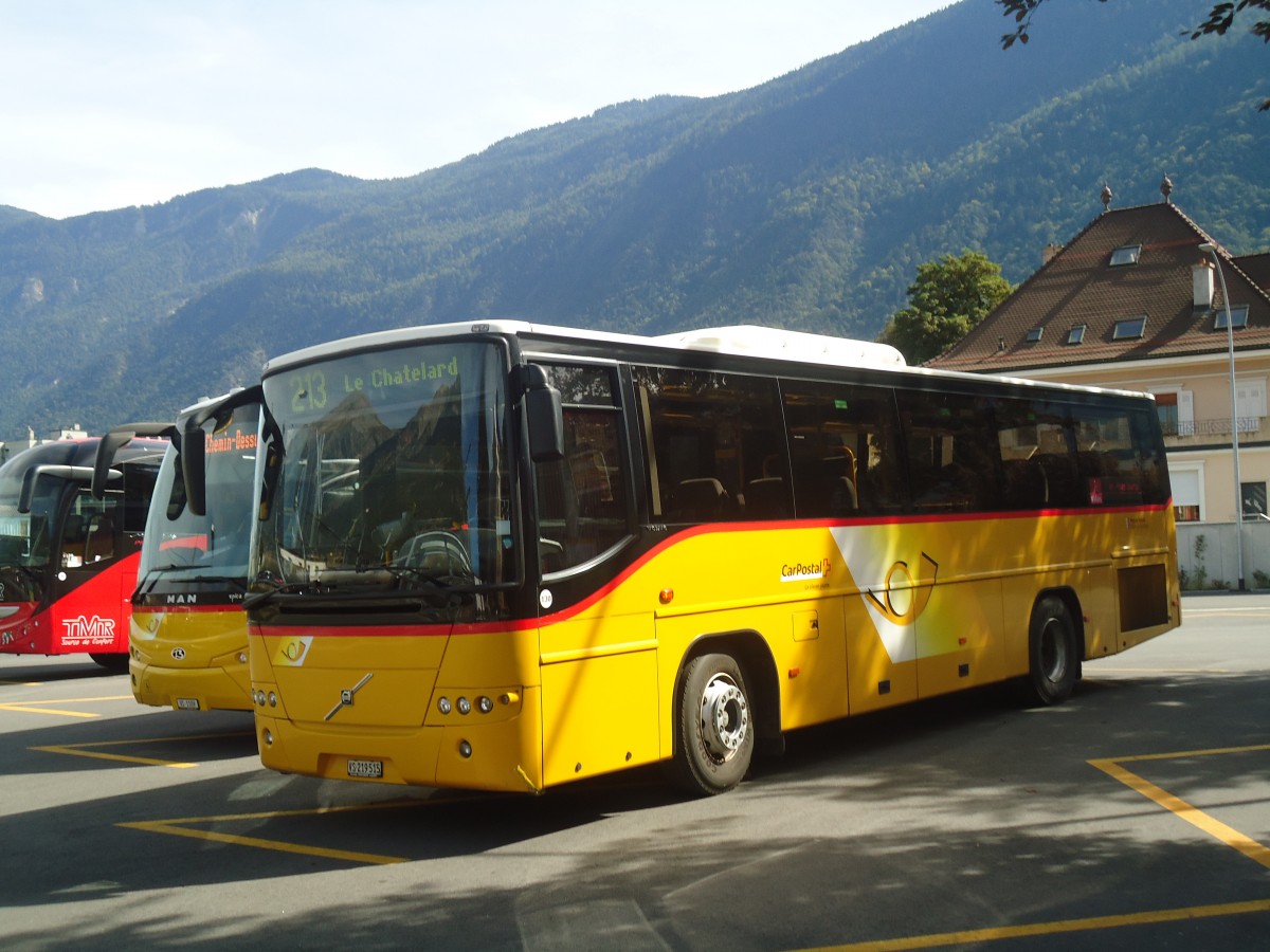 (147'325) - TMR Martigny - Nr. 130/VS 219'515 - Volvo am 22. September 2013 beim Bahnhof Martigny