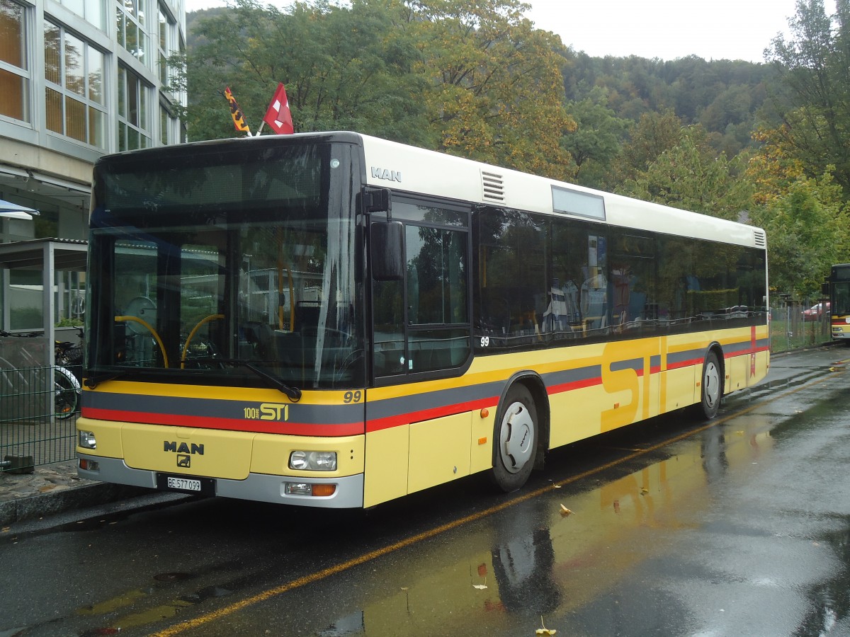 (147'490) - STI Thun - Nr. 99/BE 577'099 - MAN am 10. Oktober 2013 bei der Schifflndte Thun