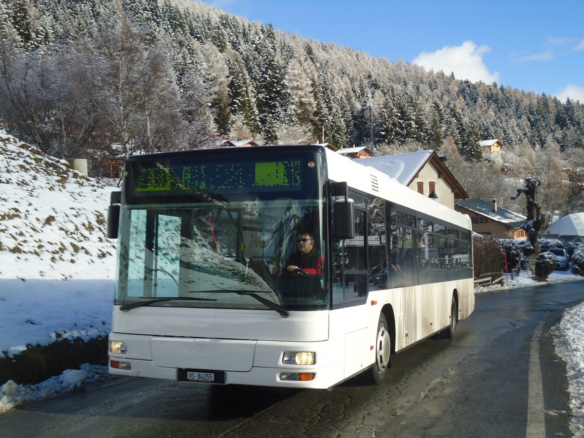 (148'572) - Buchard, Leytron - Nr. 95/VS 84'255 - MAN (ex TN Neuchtel Nr. 221) am 29. Dezember 2013 in Ovronnaz, La Croise