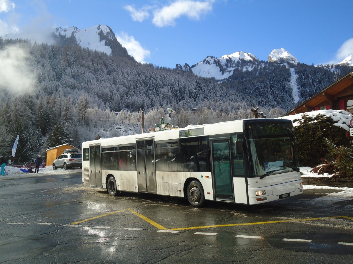 (148'577) - Buchard, Leytron - Nr. 98/VS 299'140 - MAN (ex TN Neuchtel Nr. 222) am 29. Dezember 2013 in Ovronnaz, La Croise