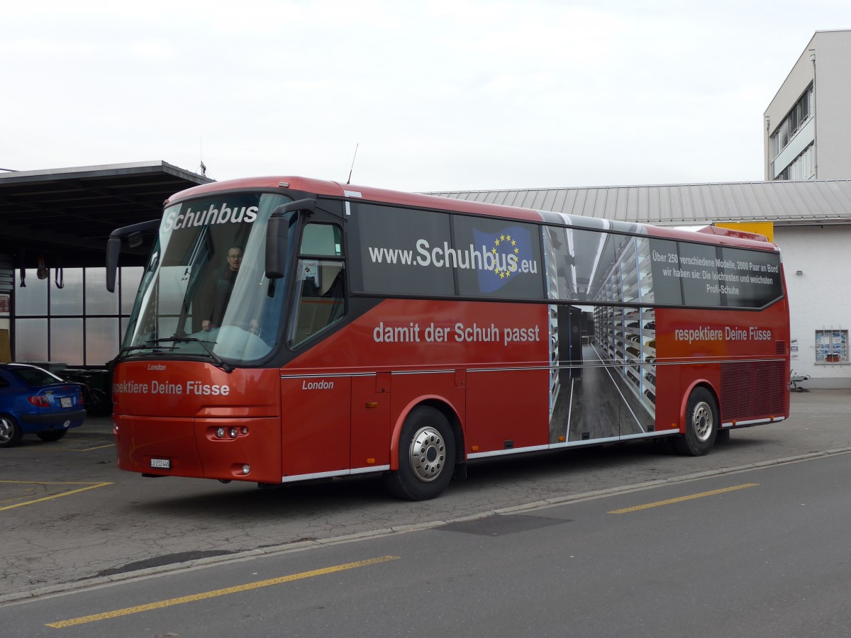 (149'027) - Schuhbus, Fahrwangen - LU 212'446 - Bova am 18. Februar 2014 in Thun, Militrstrasse