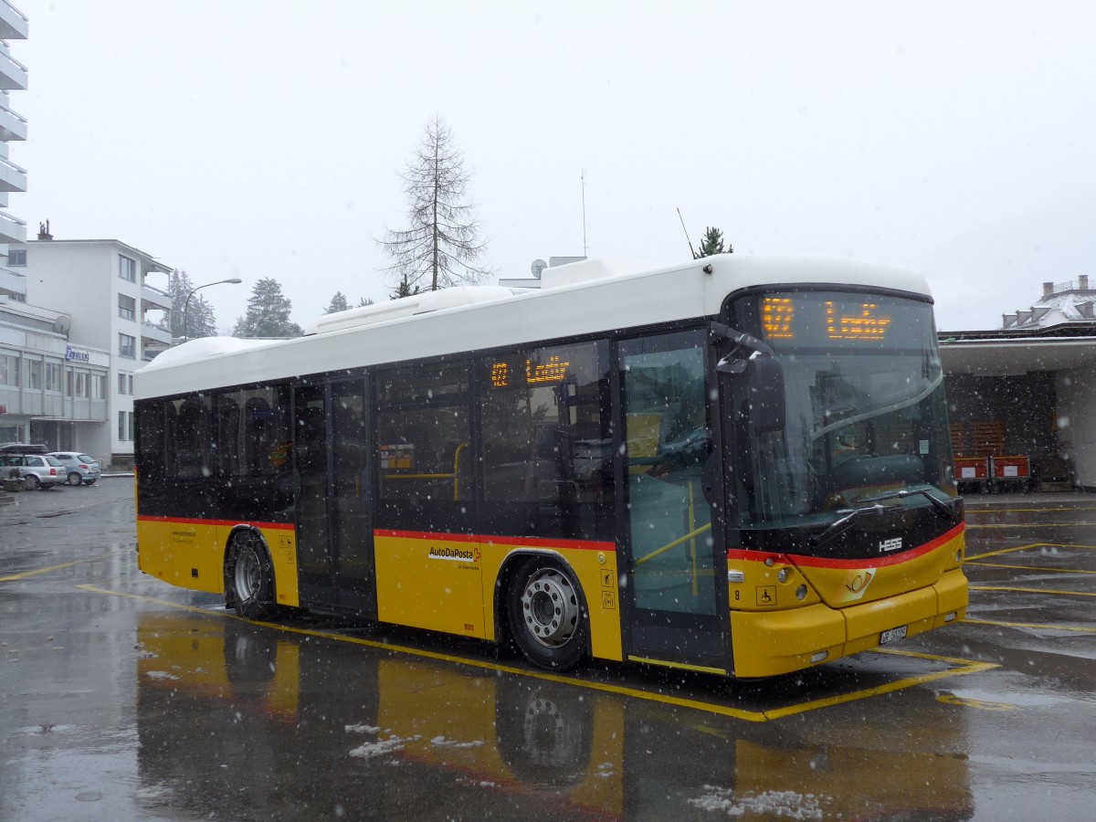 (149'069) - Fontana, Ilanz - Nr. 9/GR 50'209 - Scania/Hess am 1. Mrz 2014 beim Bahnhof Ilanz 