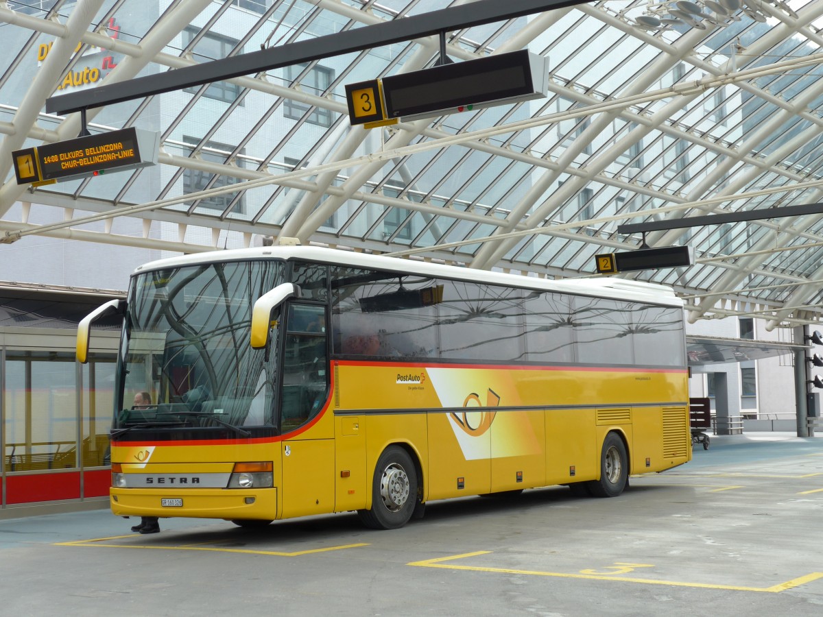 (149'103) - PostAuto Graubnden - GR 160'326 - Setra am 1. Mrz 2014 in Chur, Postautostation