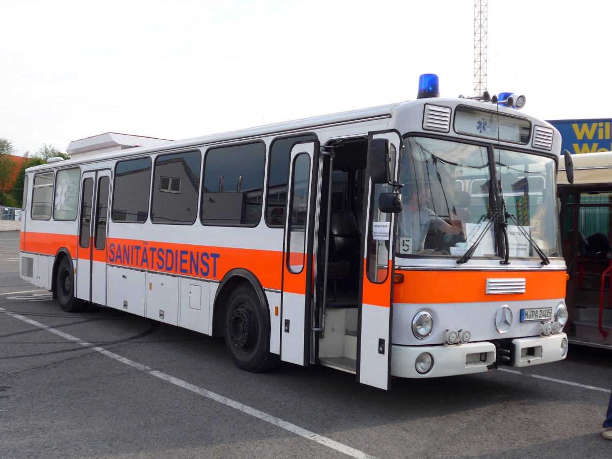 (150'111) - Ambulanz Aicher, Mnchen - M-PA 2405 - Mercedes am 25. April 2014 in Sinsheim, Museum