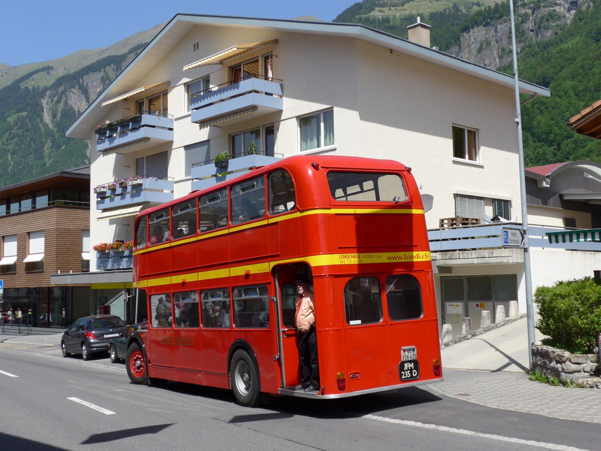 (151'314) - Londonbus, Holziken - AG 316'410 - Lodekka (ex Londonbus) am 8. Juni 2014 in Brienz, OiO