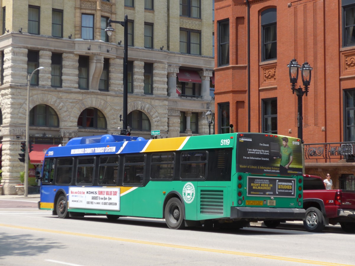 (153'023) - MCTS Milwaukee - Nr. 5119/80'160 - New Flyer am 17. Juli 2014 in Milwaukee