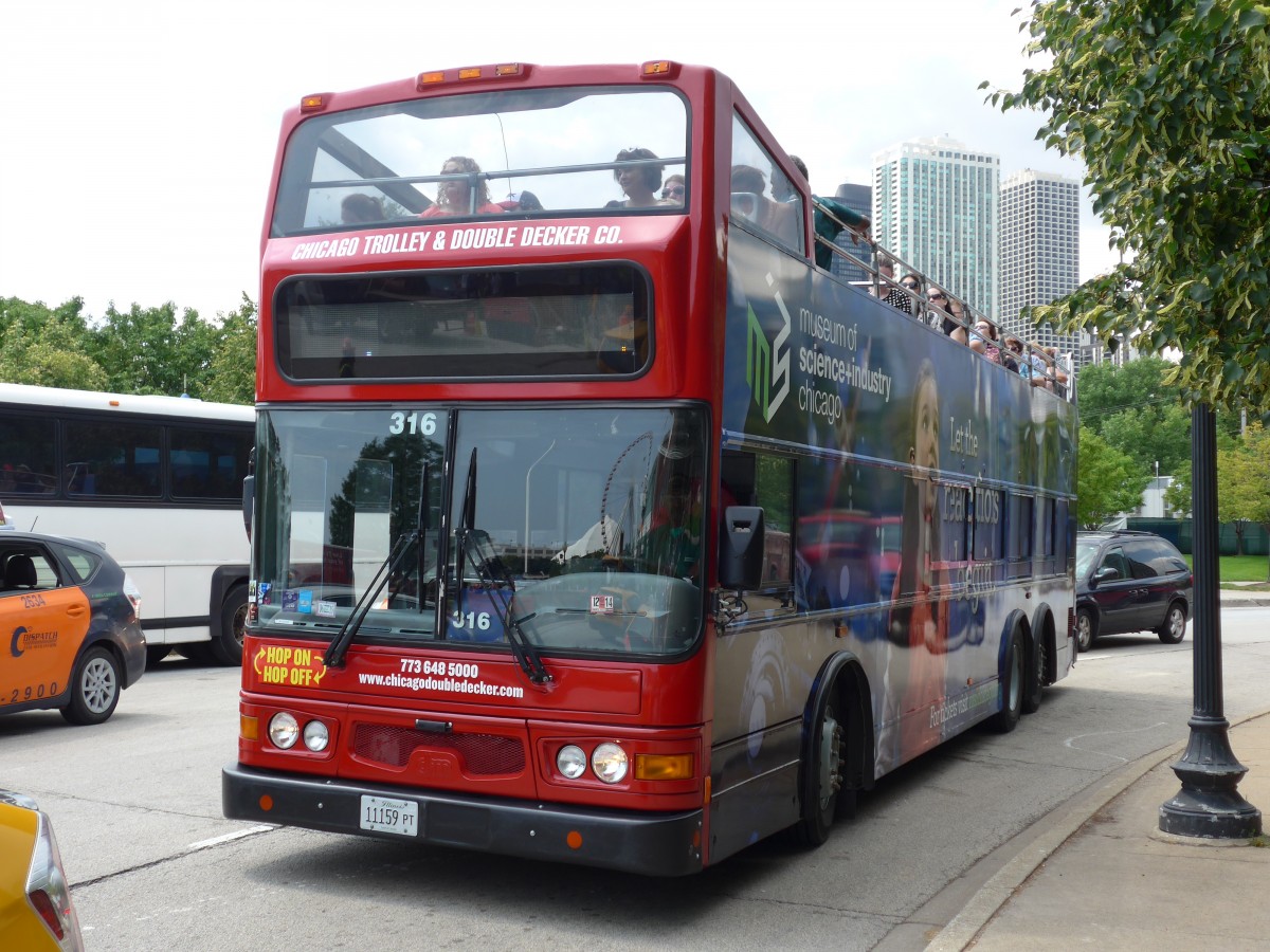 (153'120) - Trolley&Double Decker, Chicago - Nr. 316/11'159 PT - ??? am 18. Juli 2014 in Chicago, Navy Pier