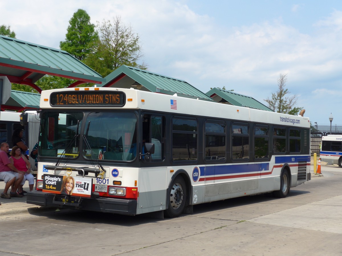 (153'165) - CTA Chicago - Nr. 1601/M 168'977 - New Flyer am 18. Juli 2014 in Chicago, Navy Pier