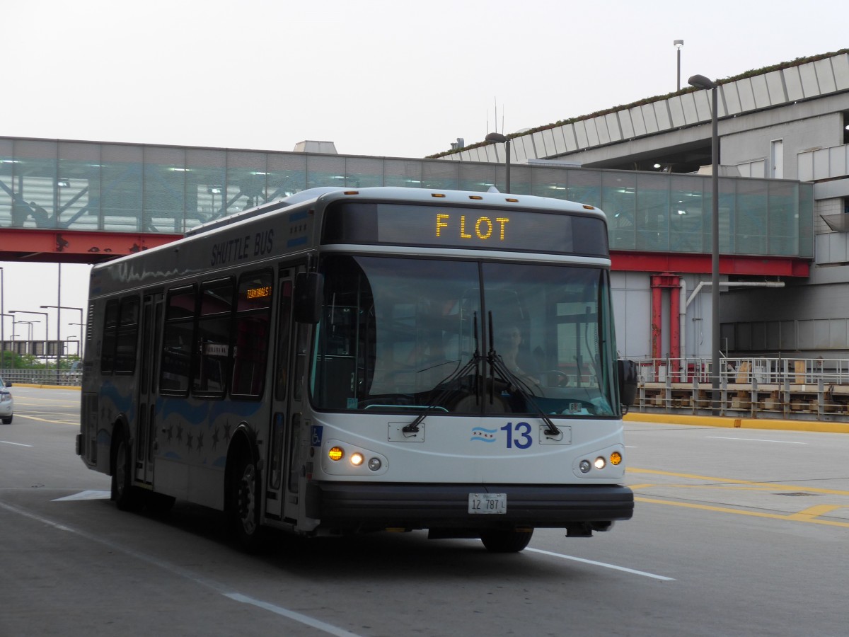 (153'287) - Delware, Chicago - Nr. 13/12'787 L - ElDorado National am 19. Juli 2014 in Chicago, Airport O'Hare