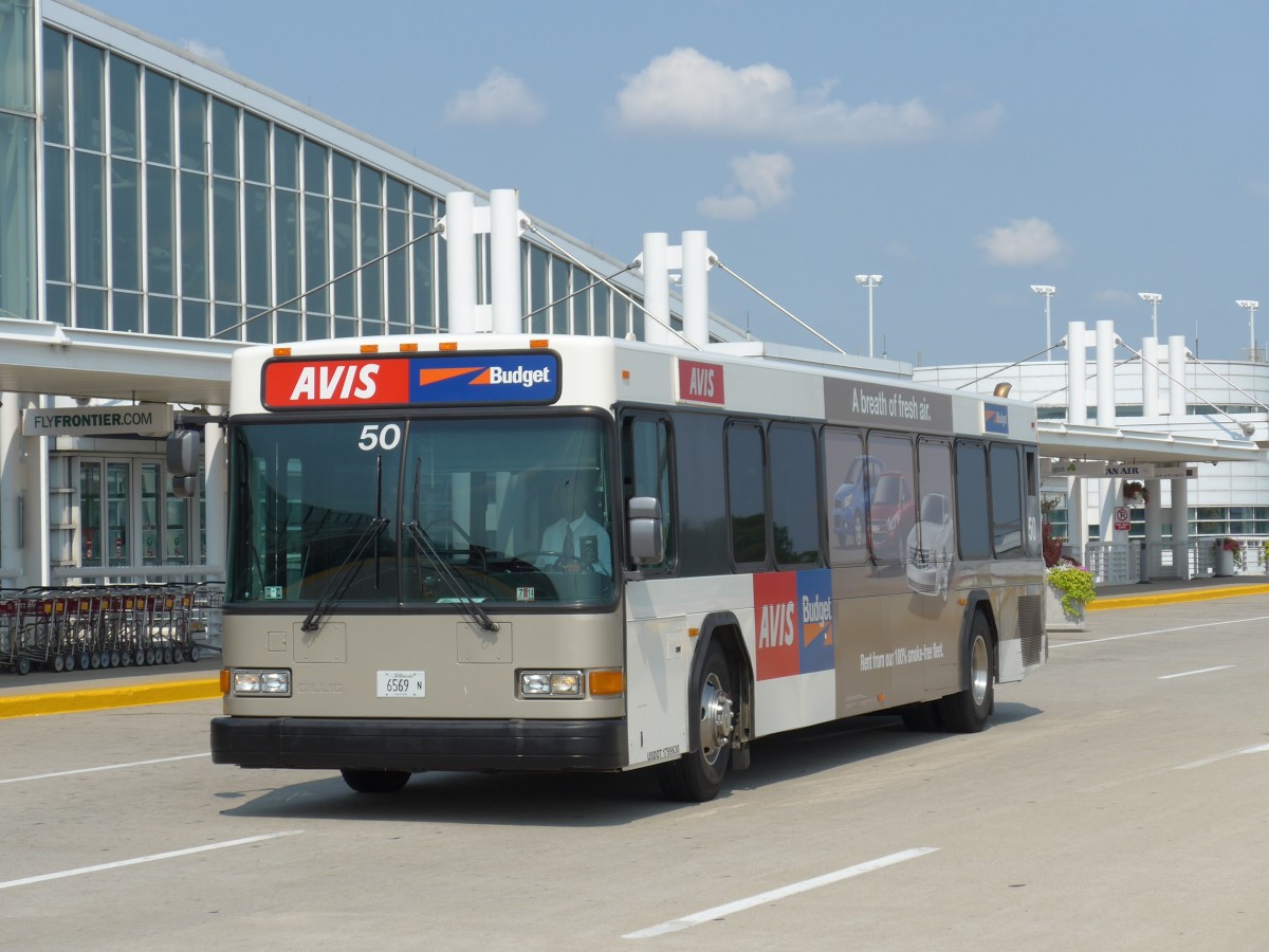 (153'348) - AVIS-Budget, Chicago - Nr. 50/6569 N - Gillig am 20. Juli 2014 in Chicago, Airport O'Hare