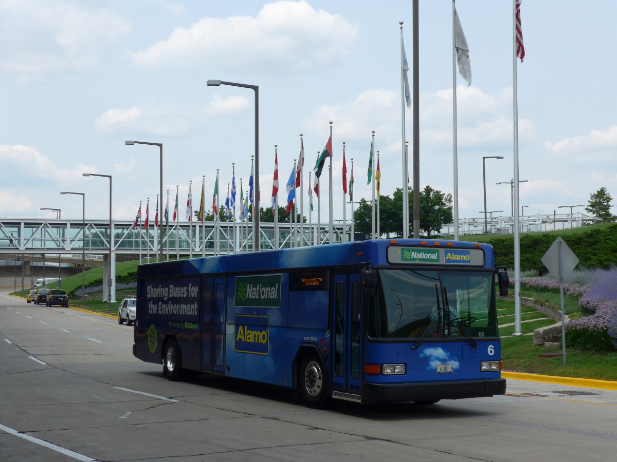 (153'420) - National-Alamo, Chicago - Nr. 6/6101 N - Gillig am 20. Juli 2014 in Chicago, Airport O'Hare