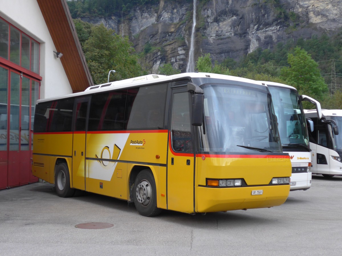 (154'689) - Buchli, Versam - GR 7569 - Neoplan (ex GR 2053) am 30. August 2014 in Meiringen, Balm