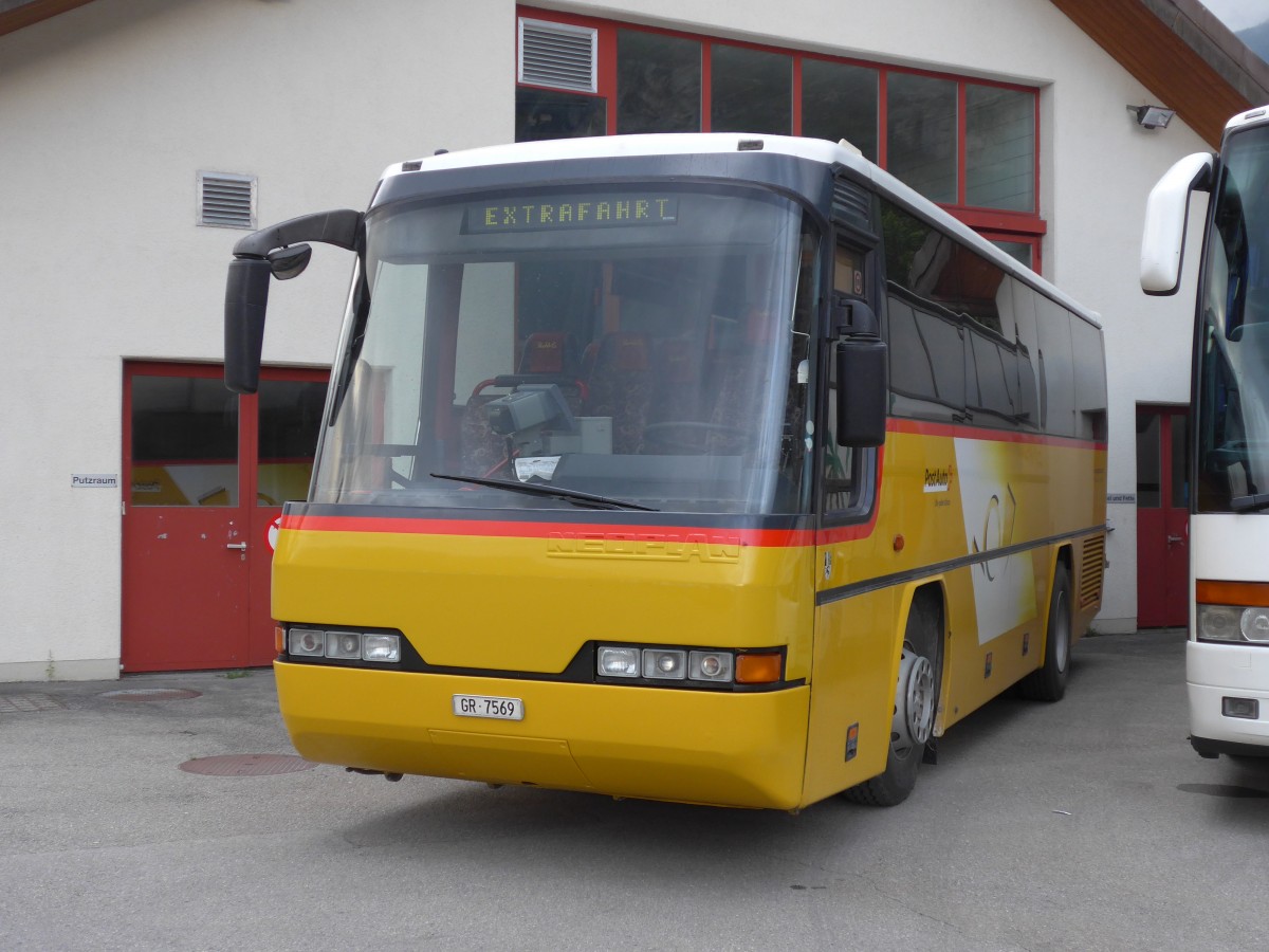 (154'690) - Buchli, Versam - GR 7569 - Neoplan (ex GR 2053) am 30. August 2014 in Meiringen, Balm