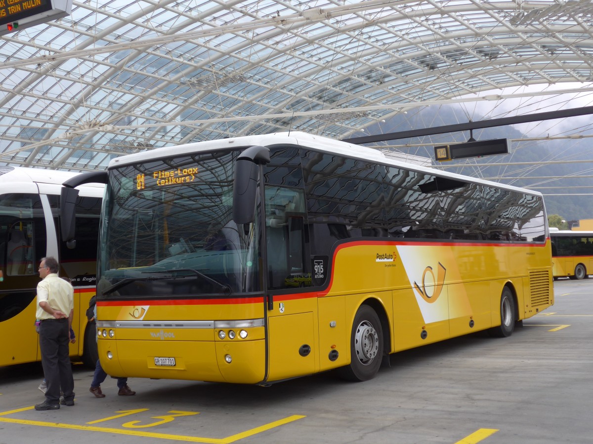 (155'134) - PostAuto Graubnden - GR 107'701 - Van Hool am 13. September 2014 in Chur, Postautostation