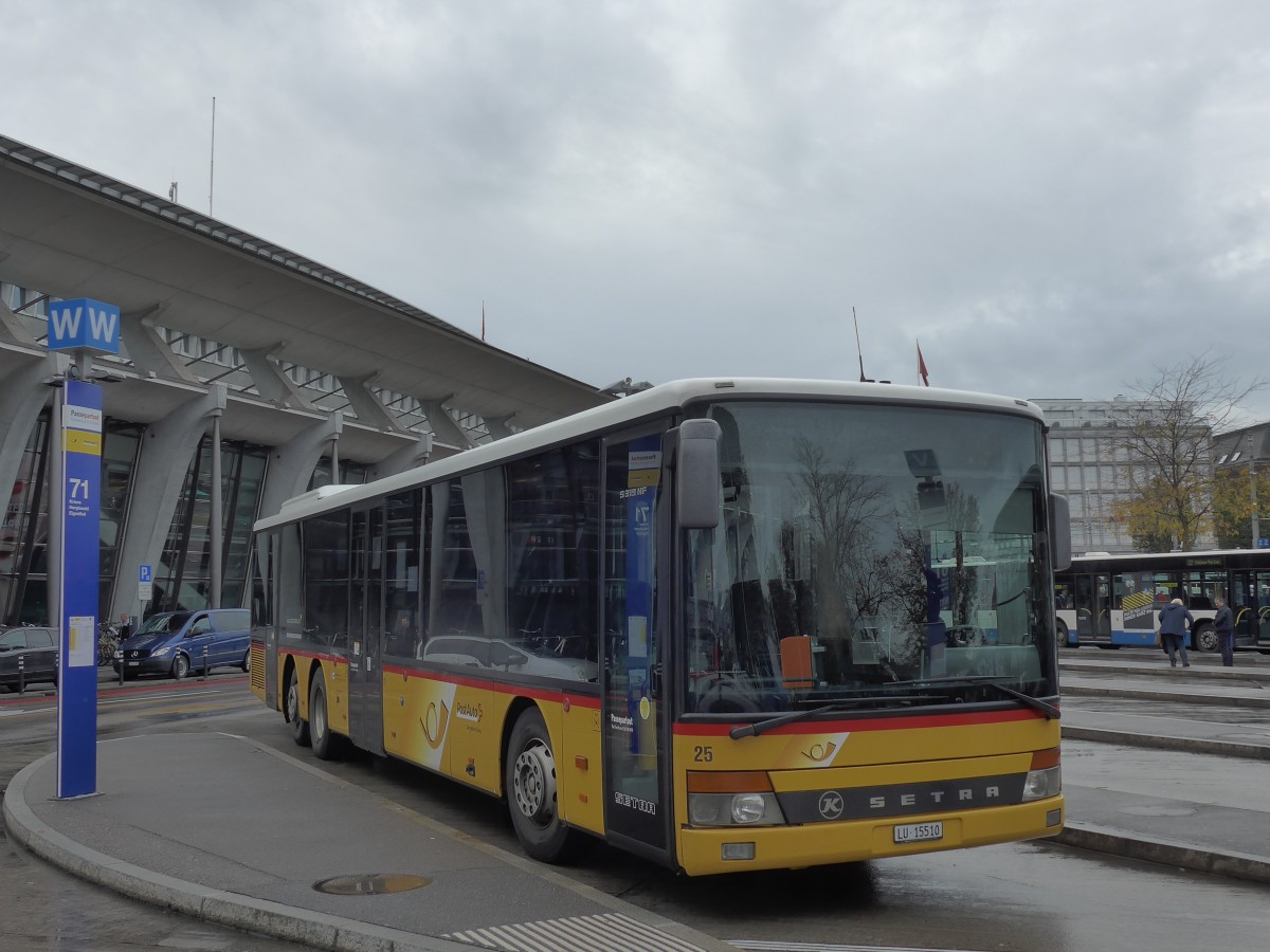 (156'075) - Bucheli, Kriens - Nr. 25/LU 15'510 - Setra am 25. Oktober 2014 beim Bahnhof Luzern