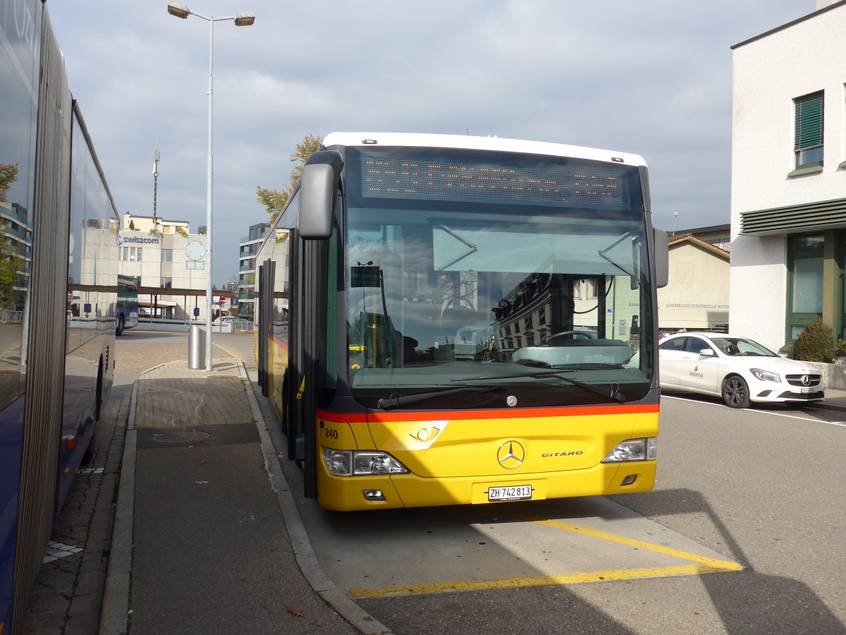 (156'229) - Ryffel, Uster - Nr. 240(41)/ZH 742'813 - Mercedes am 28. Oktober 2014 beim Bahnhof Wetzikon