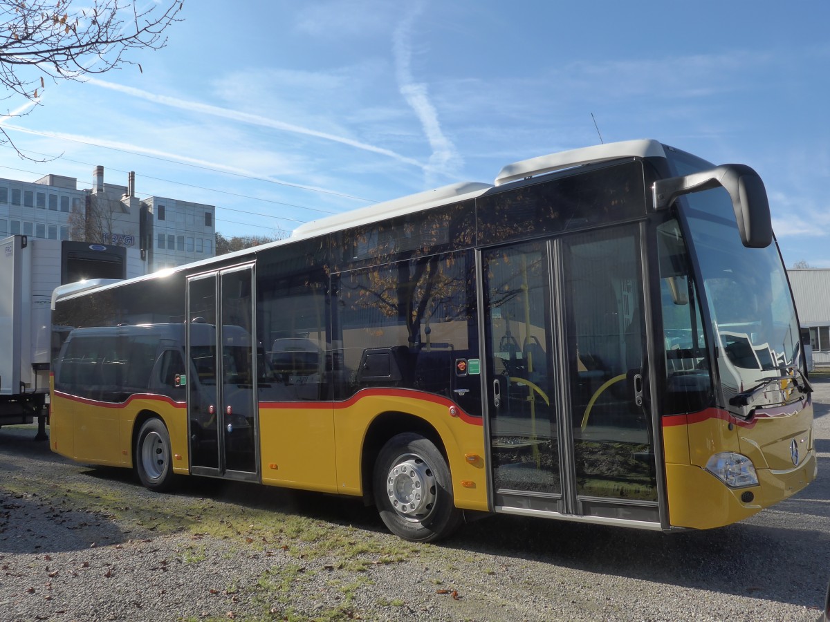 (156'469) - Thepra, Stans - Nr. 20 - Mercedes am 7. November 2014 in Kloten, EvoBus