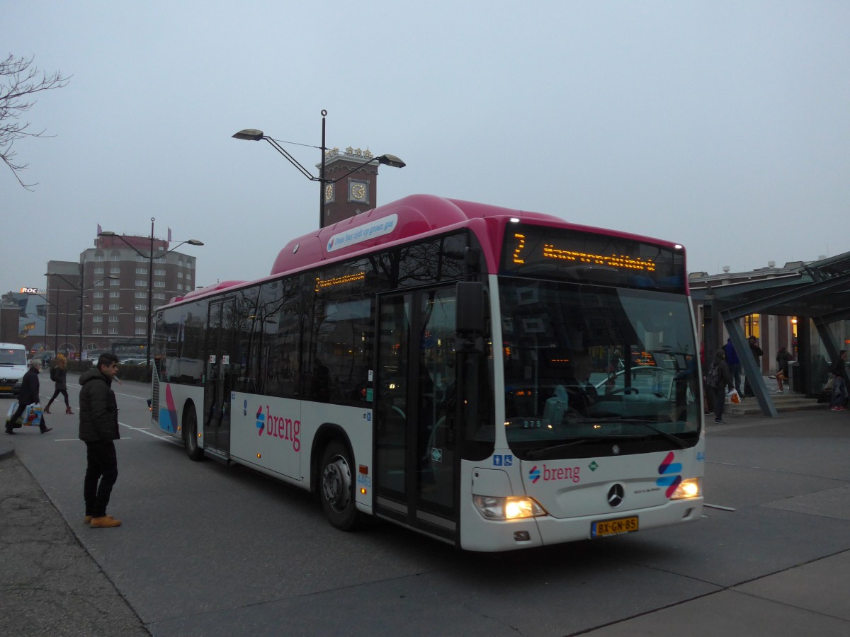 (157'099) - Breng, Ijsselmuiden - Nr. 4463/BX-GN-85 - Mercedes am 20. November 2014 beim Bahnhof Nijmegen