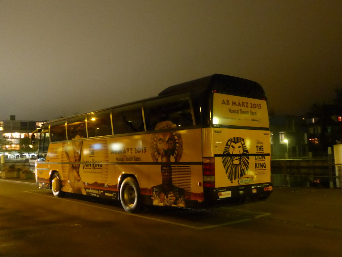 (157'582) - Gast, Utzenstorf - SO 135'569 - Neoplan (ex Seiler, Gerlafingen) am 28. November 2014 bei der Schifflndte Thun