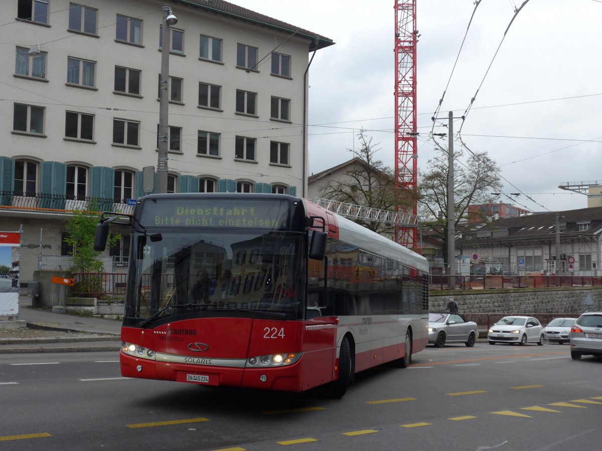 (157'628) - SW Winterthur - Nr. 224/ZH 745'224 - Solaris am 6. Dezember 2014 beim Hauptbahnhof Winterthur