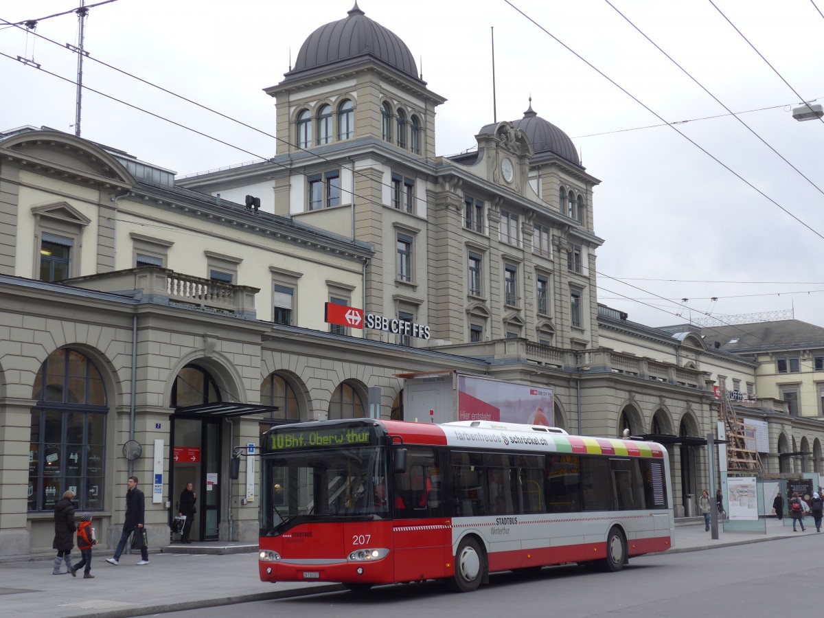 (157'636) - SW Winterthur - Nr. 207/ZH 730'207 - Solaris am 6. Dezember 2014 beim Hauptbahnhof Winterthur