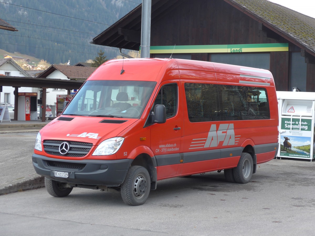 (157'865) - AFA Adelboden - Nr. 52/BE 611'129 - Mercedes am 21. Dezember 2014 beim Bahnhof Lenk