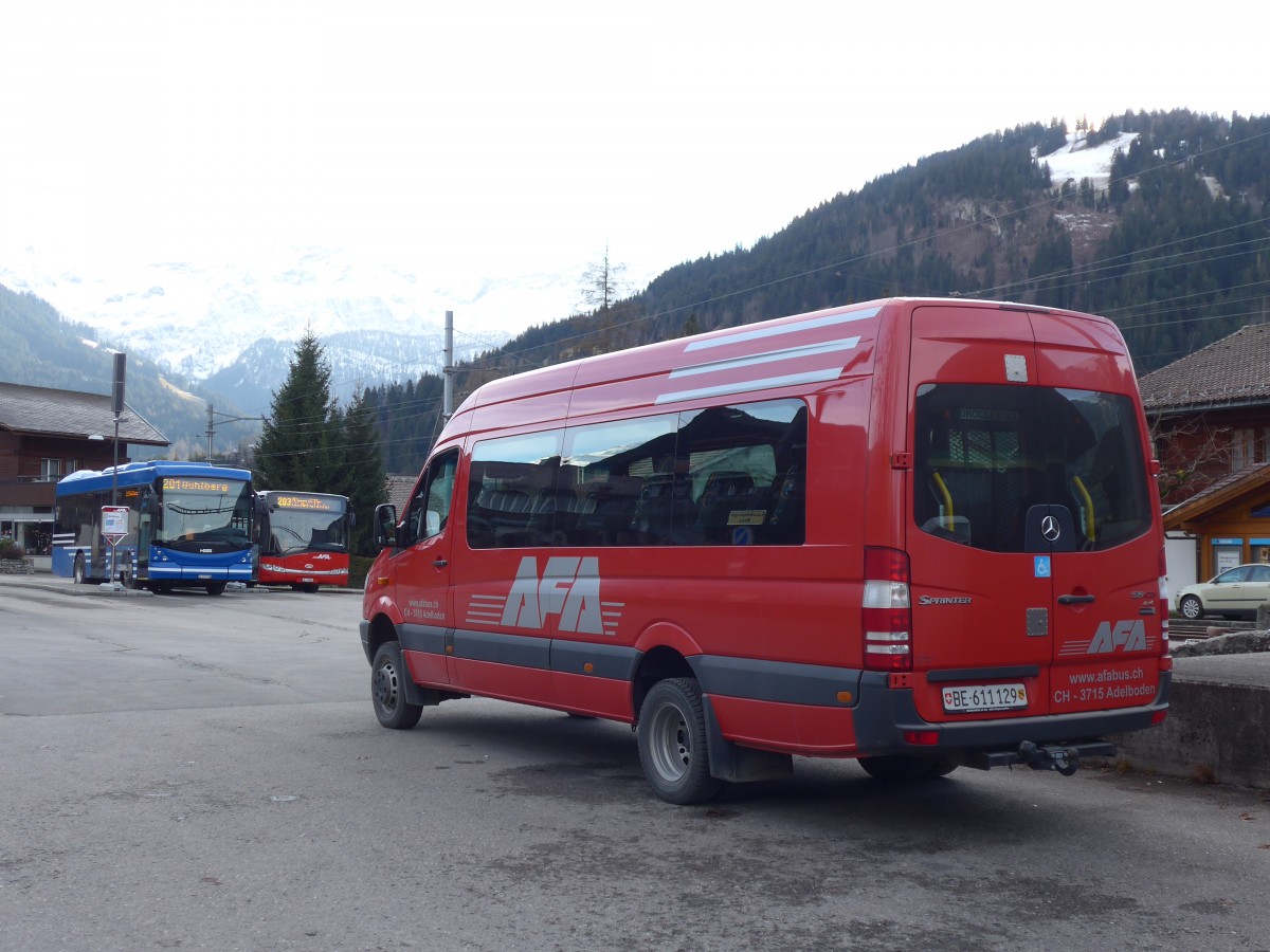 (157'866) - AFA Adelboden - Nr. 52/BE 611'129 - Mercedes am 21. Dezember 2014 beim Bahnhof Lenk