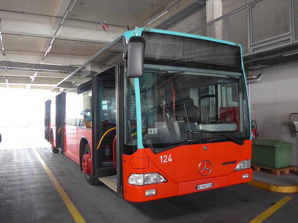 (159'500) - VB Biel - Nr. 124/BE 560'124 - Mercedes am 28. Mrz 2015 in Biel, Depot