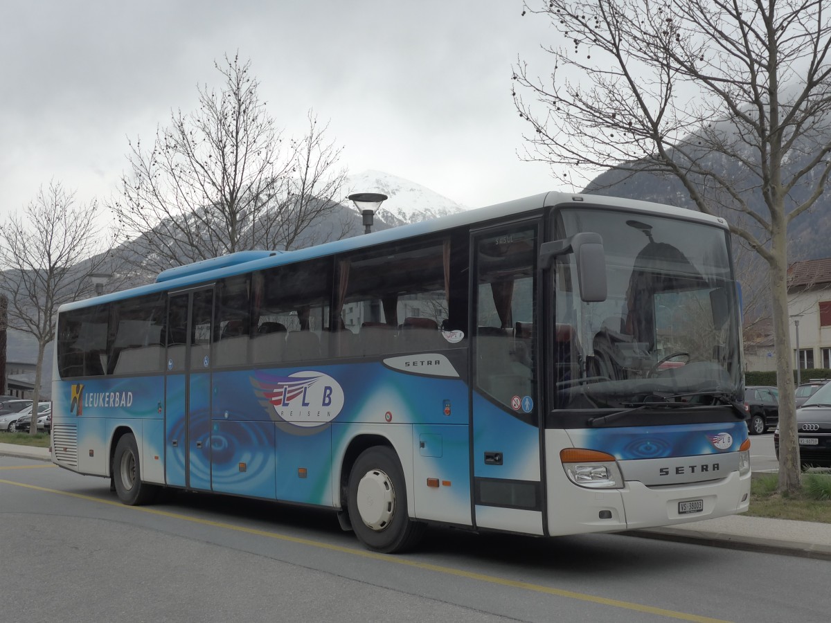 (159'592) - LLB Susten - Nr. 3/VS 38'003 - Setra am 2. April 2015 in Leuk, Garage