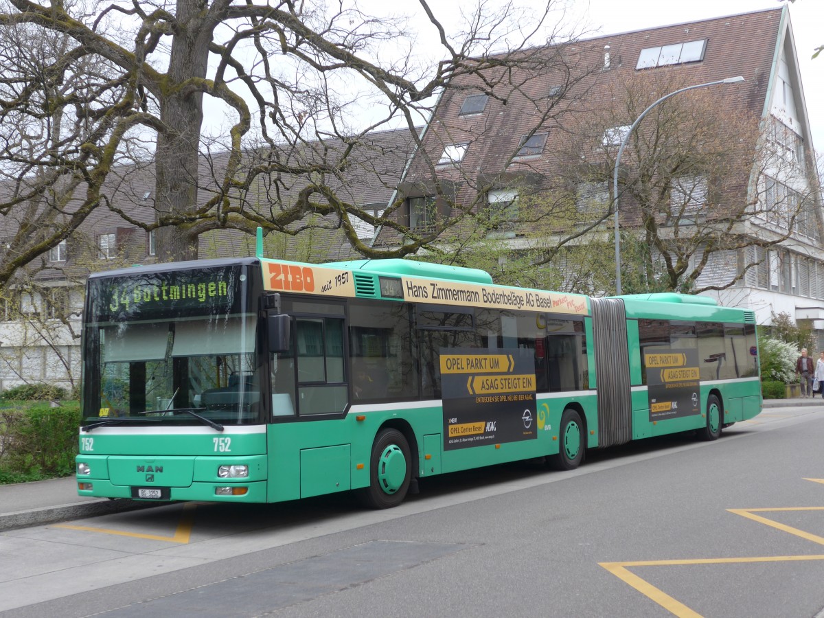 (159'701) - BVB Basel - Nr. 752/BS 3252 - MAN am 11. April 2015 beim Bahnhof Riehen