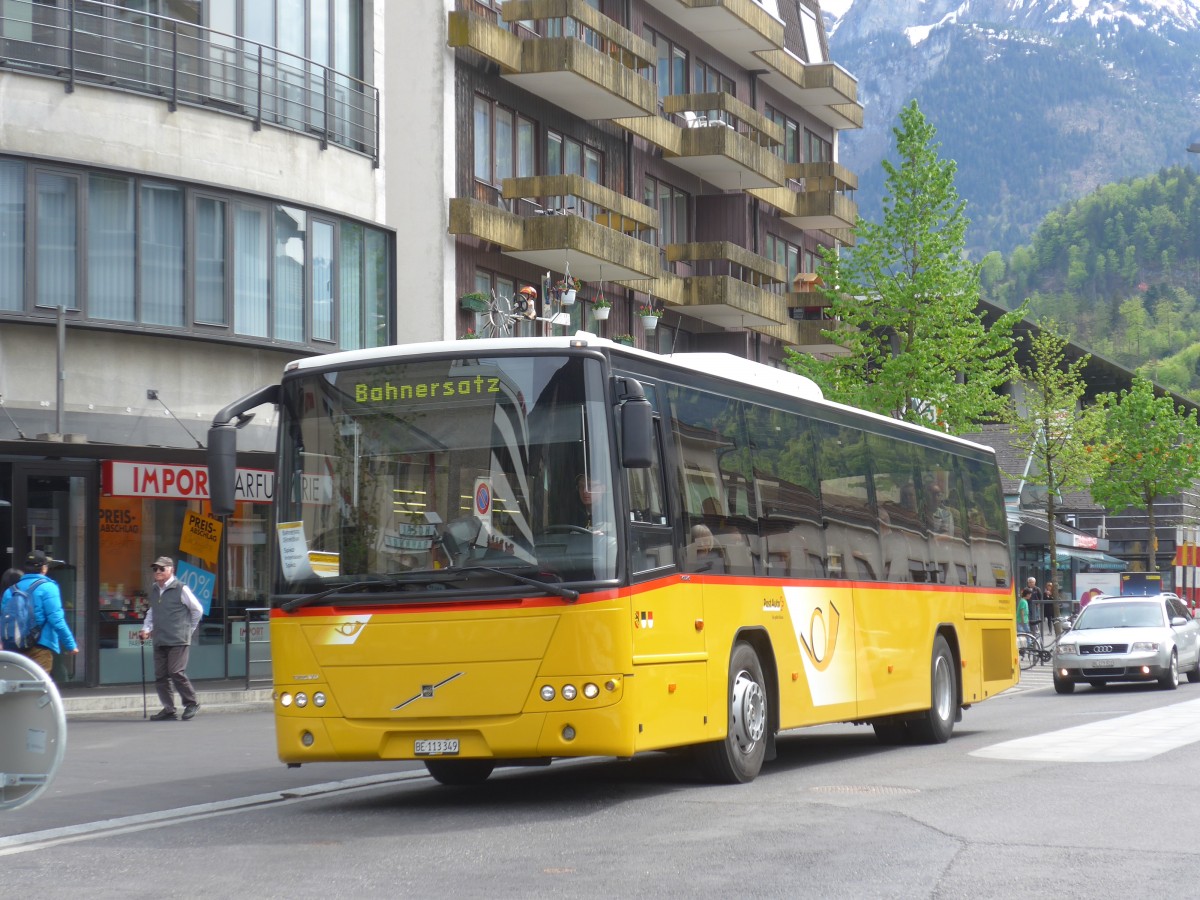 (160'129) - Flck, Brienz - Nr. 5/BE 113'349 - Volvo (ex AVBB Schwanden) am 26. April 2015 beim Bahnhof Interlaken West