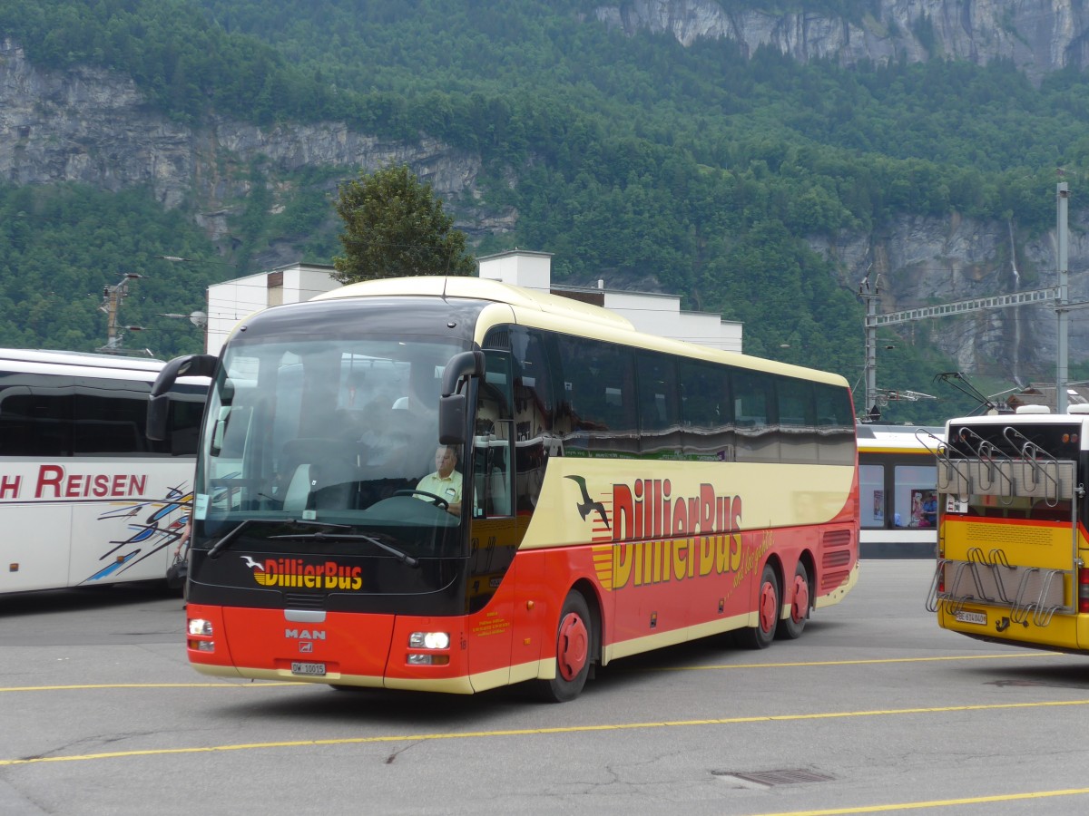 (161'988) - Dillier, Sarnen - Nr. 18/OW 10'015 - MAN am 8. Juni 2015 beim Bahnhof Meiringen