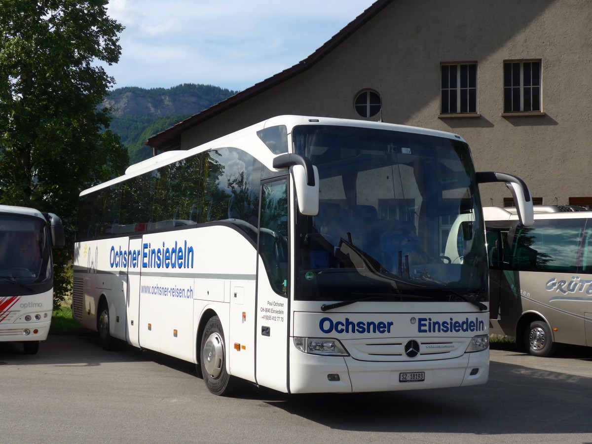 (162'048) - Ochsner, Einsiedeln - SZ 18'193 - Mercedes am 13. Juni 2015 in Meiringen, Balm