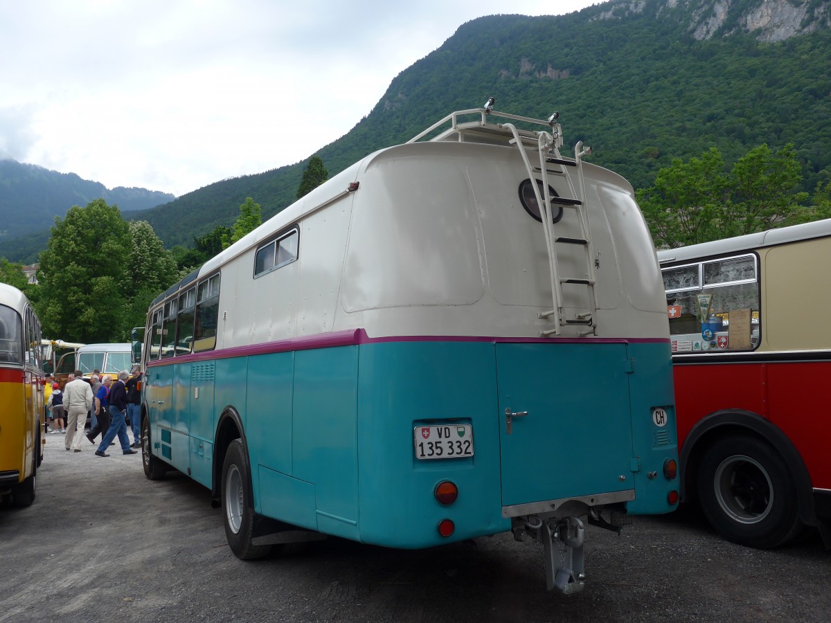 (162'304) - Pittet, Aigle - VD 135'332 - Saurer/Saurer (ex M+79'518; ex P 24'137) am 20. Juni 2015 in Aigle, Saurertreffen