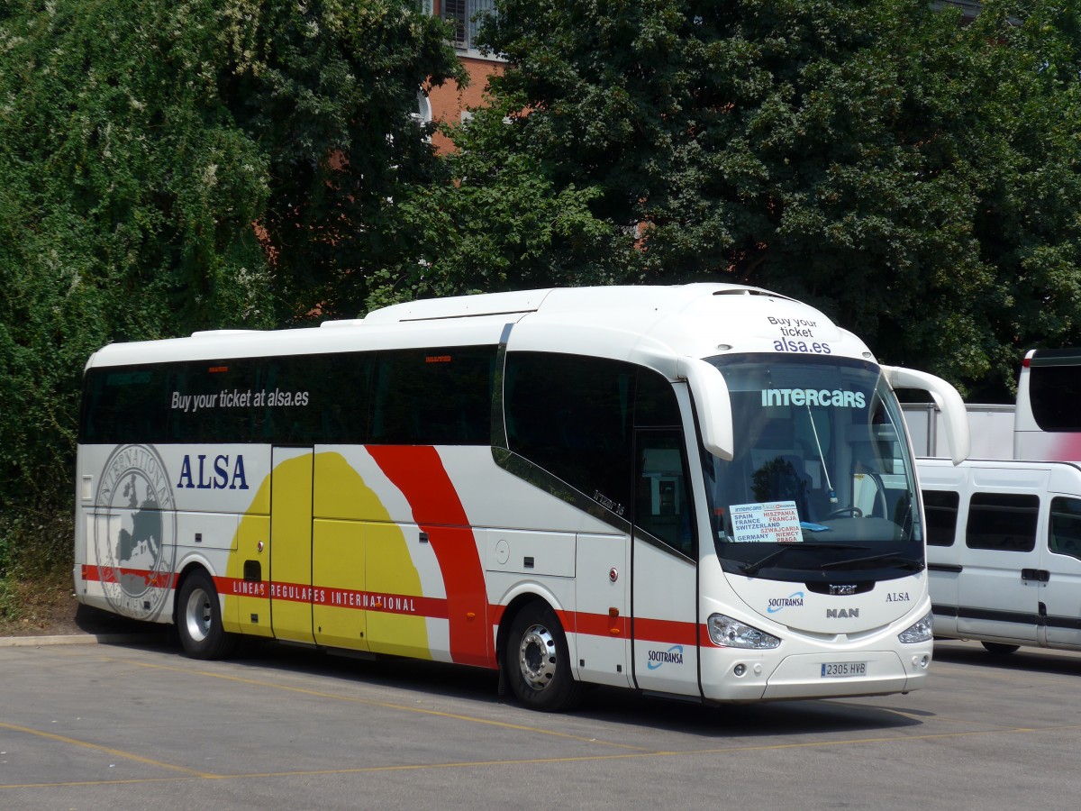 (162'939) - Aus Spanien: ALSA, Madrid - 2305 HVB - MAN/Irizar am 6. Juli 2015 in Zrich, Sihlquai