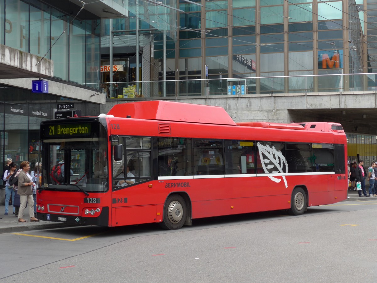 (163'474) - Bernmobil, Bern - Nr. 128/BE 624'128 - Volvo am 15. August 2015 beim Bahnhof Bern