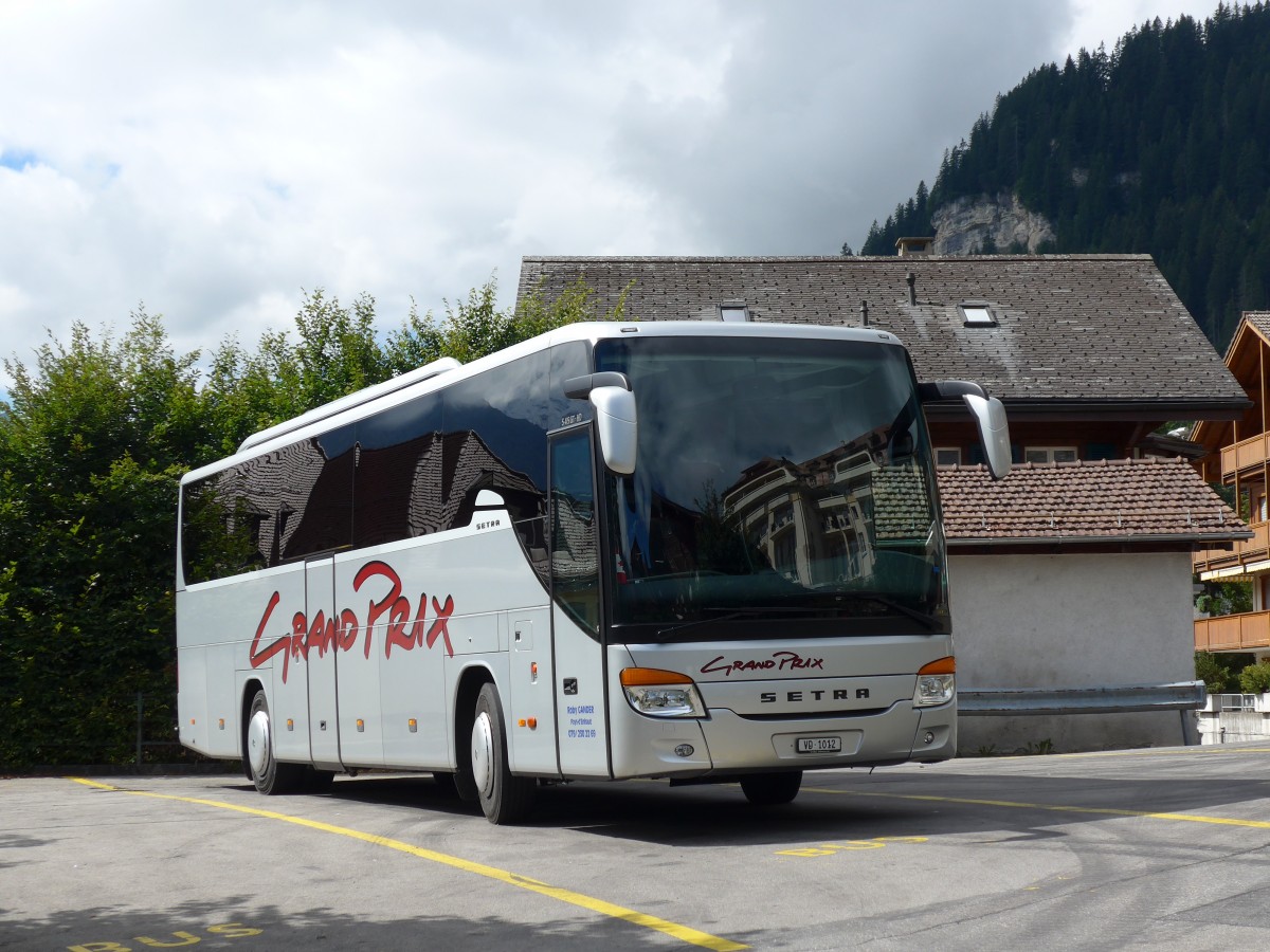 (164'429) - Gander, Chteau-d'Oex - VD 1012 - Setra am 6. September 2015 in Adelboden, Landstrasse