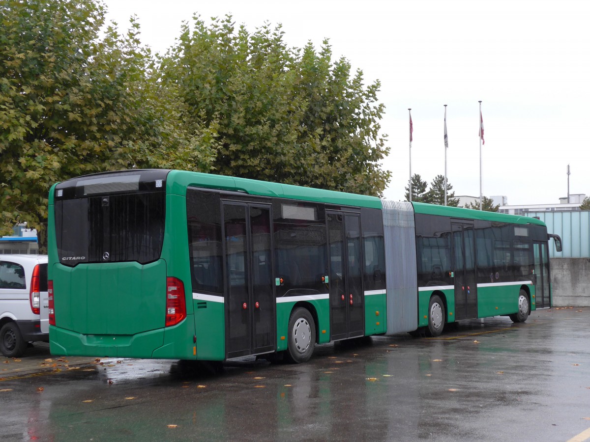 (165'048) - BVB Basel - Nr. 7045 - Mercedes am 17. September 2015 in Kloten, EvoBus