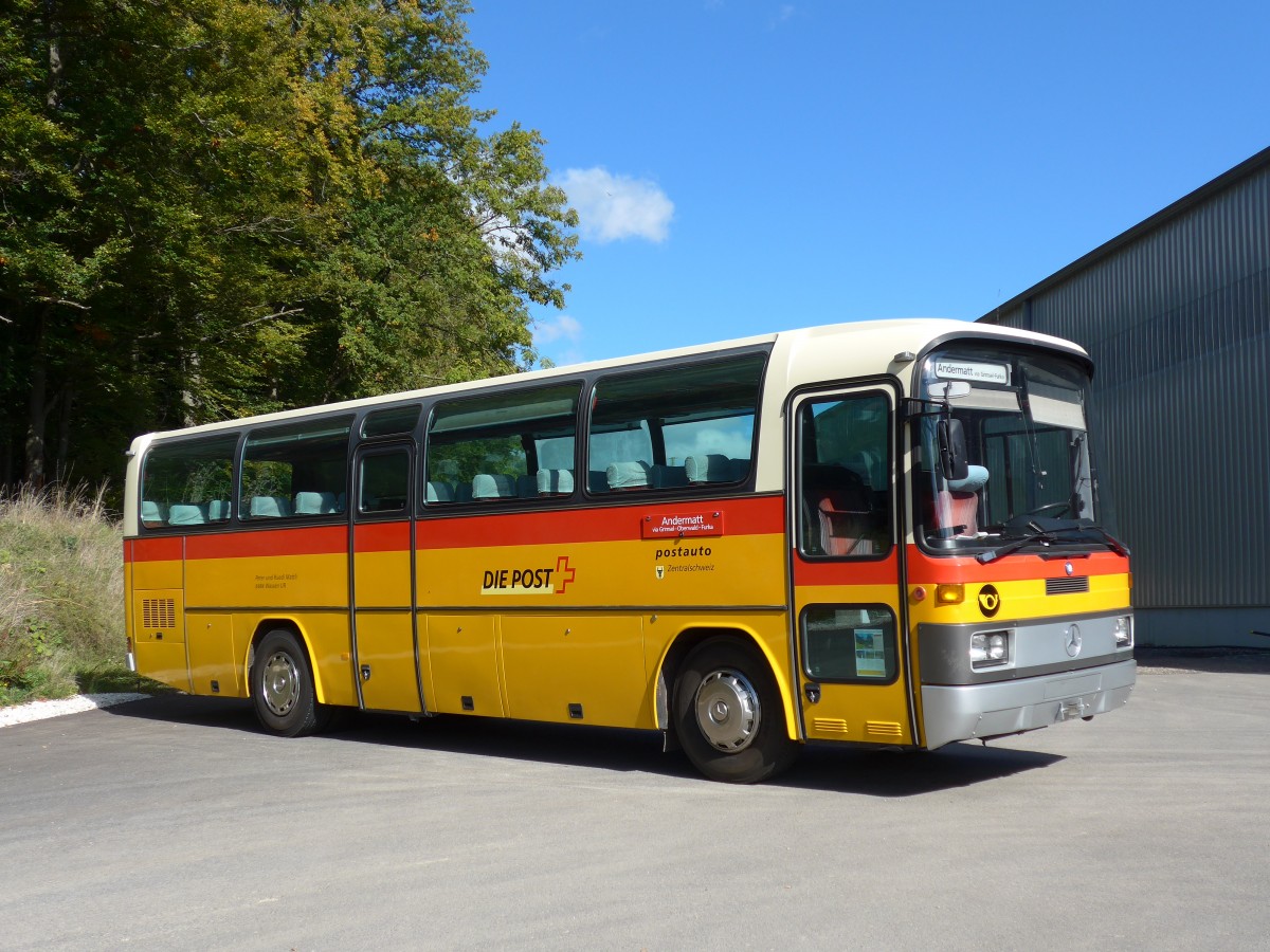 (166'005) - Buzzi, Bern - Mercedes (ex Mattli, Wassen) am 4. Oktober 2015 in Burgdorf, kihof Ziegelgut