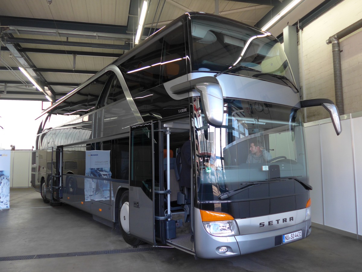 (166'536) - Aus Deutschland: Setra, Ulm - NU-SO 4431 - Setra am 6. November 2015 in Kloten, EvoBus