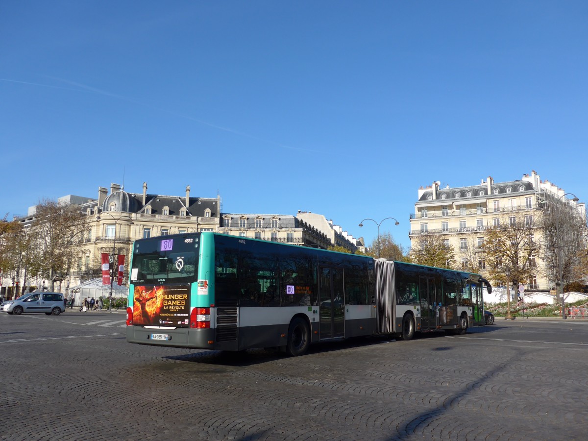 (166'654) - RATP Paris - Nr. 4652/AA 385 HN - MAN am 15. November 2015 in Paris, Champs-Elyses