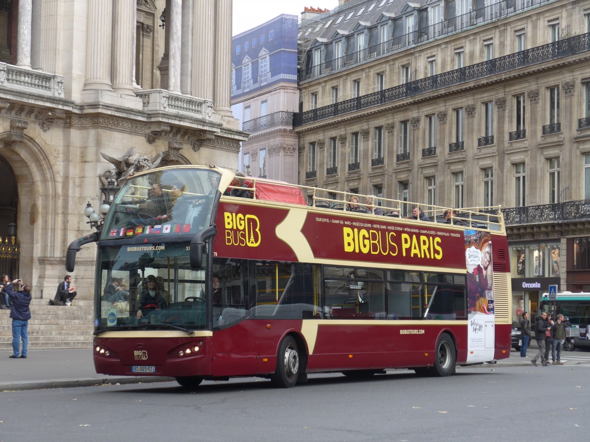 (166'930) - Big Bus, Paris - Nr. 379/BS 669 RZ - ??? am 16. November 2015 in Paris, Opra