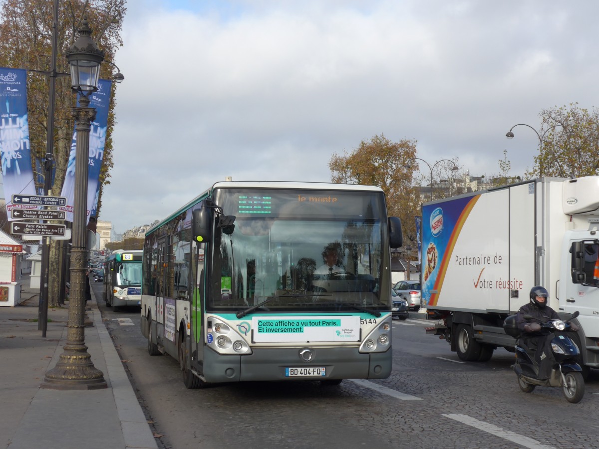 (167'353) - RATP Paris - Nr. 5144/BD 404 FQ - Irisbus am 18. November 2015 in Paris, Champs-Elyses