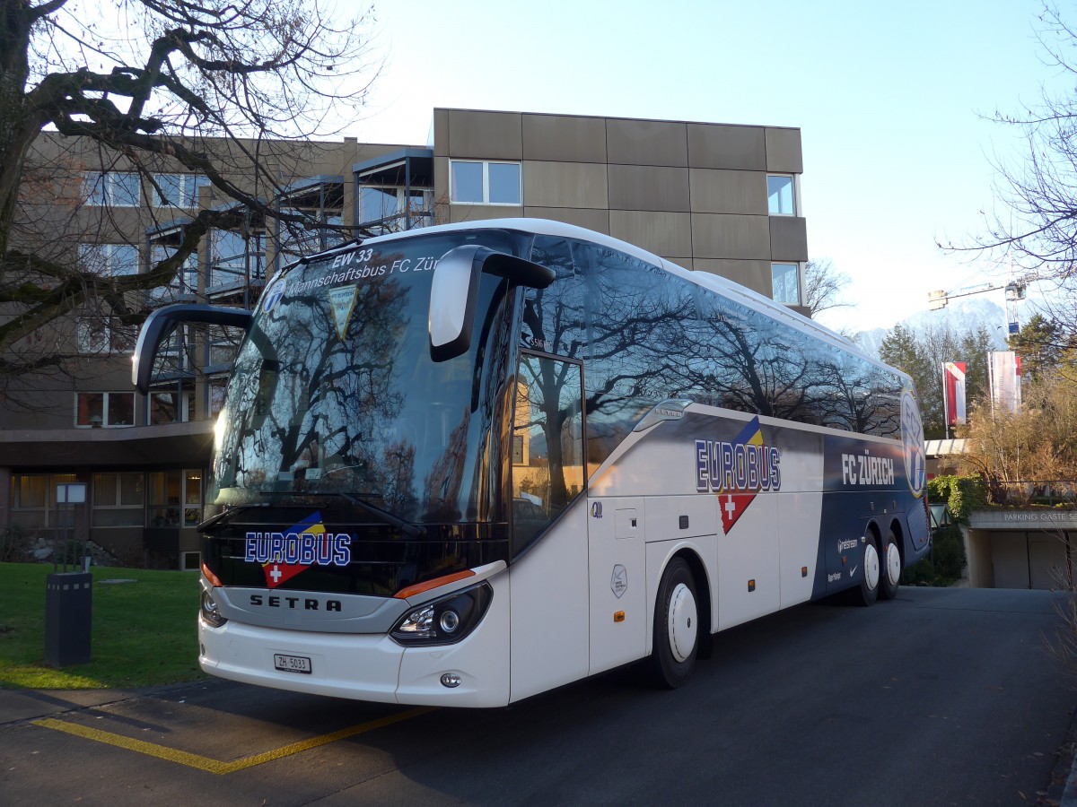 (167'732) - Welti-Furrer, Bassersdorf - Nr. 33/ZH 5033 - Setra am 12. Dezember 2015 in Thun, Hotel Seepark