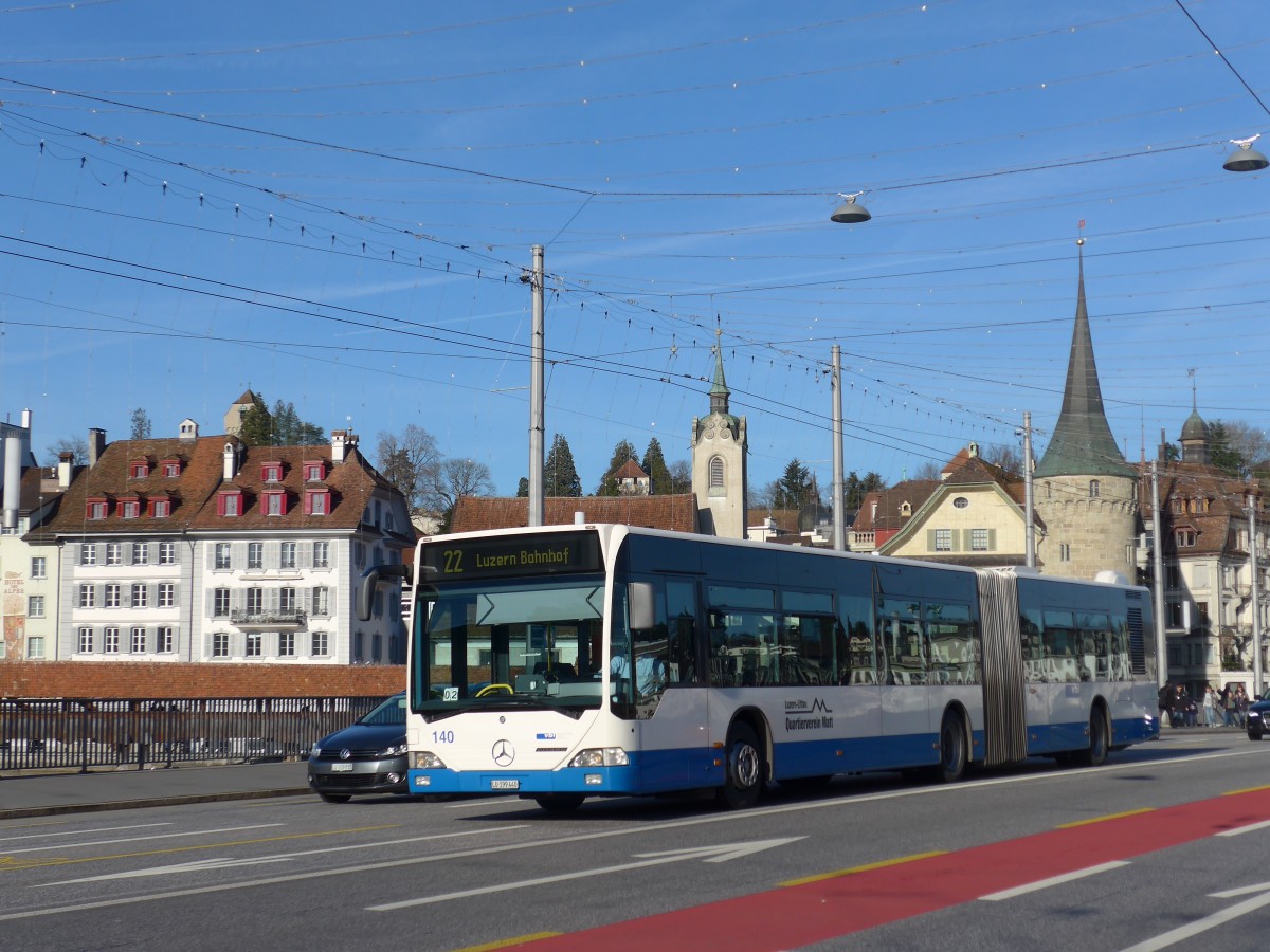 (167'946) - VBL Luzern - Nr. 140/LU 199'440 - Mercedes am 25. Dezember 2015 in Luzern, Bahnhofbrcke