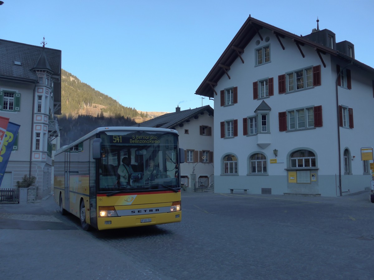 (168'058) - PostAuto Graubnden - GR 102'312 - Setra (ex Heim, Flums) am 29. Dezember 2015 in Andeer, Post