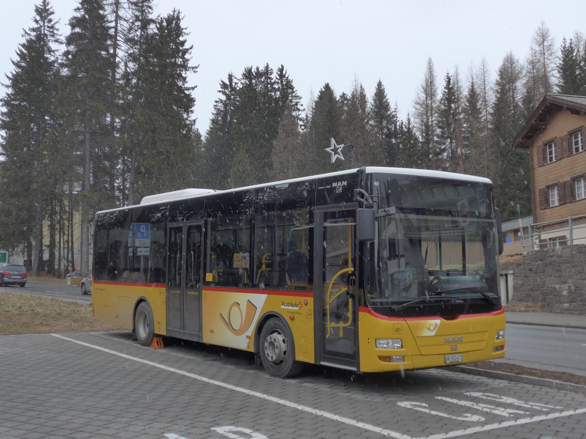 (168'284) - Bossi&Hemmi, Tiefencastel - GR 152'471 - MAN/Gppel am 2. Januar 2016 in Lenzerheide, Voa Principale