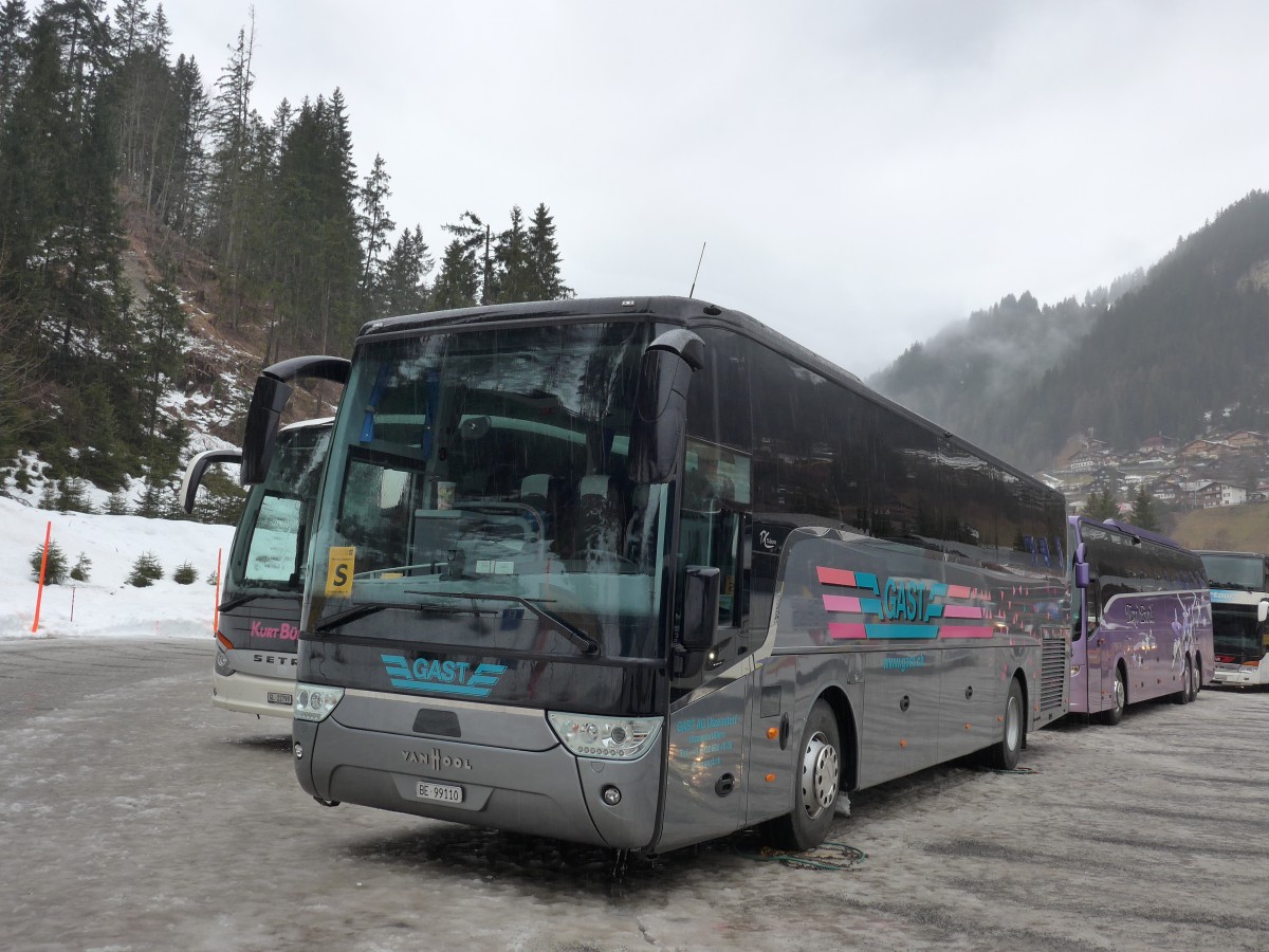 (168'356) - Gast, Utzenstorf - BE 99'110 - Van Hool am 9. Januar 2016 in Adelboden, ASB