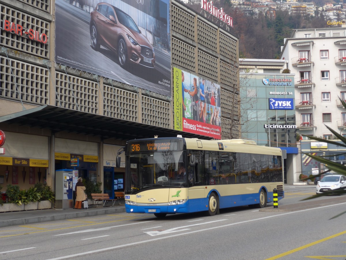 (168'620) - FART Locarno - Nr. 15/TI 256'115 - Solaris am 6. Februar 2016 beim Bahnhof Locarno